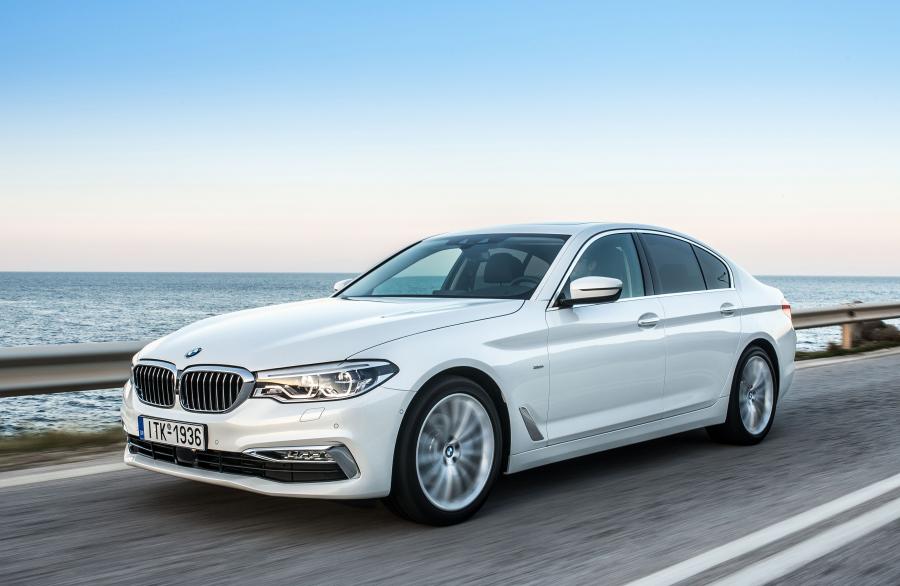  BMW 520d Sedan Luxury Line 2017 года  (WW) (фото 23 из 42)